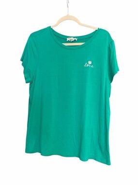 Brit NY Shamrock Love Tee